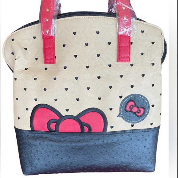 Hello Kitty Loungefly Handbag - Picture 2 of 11